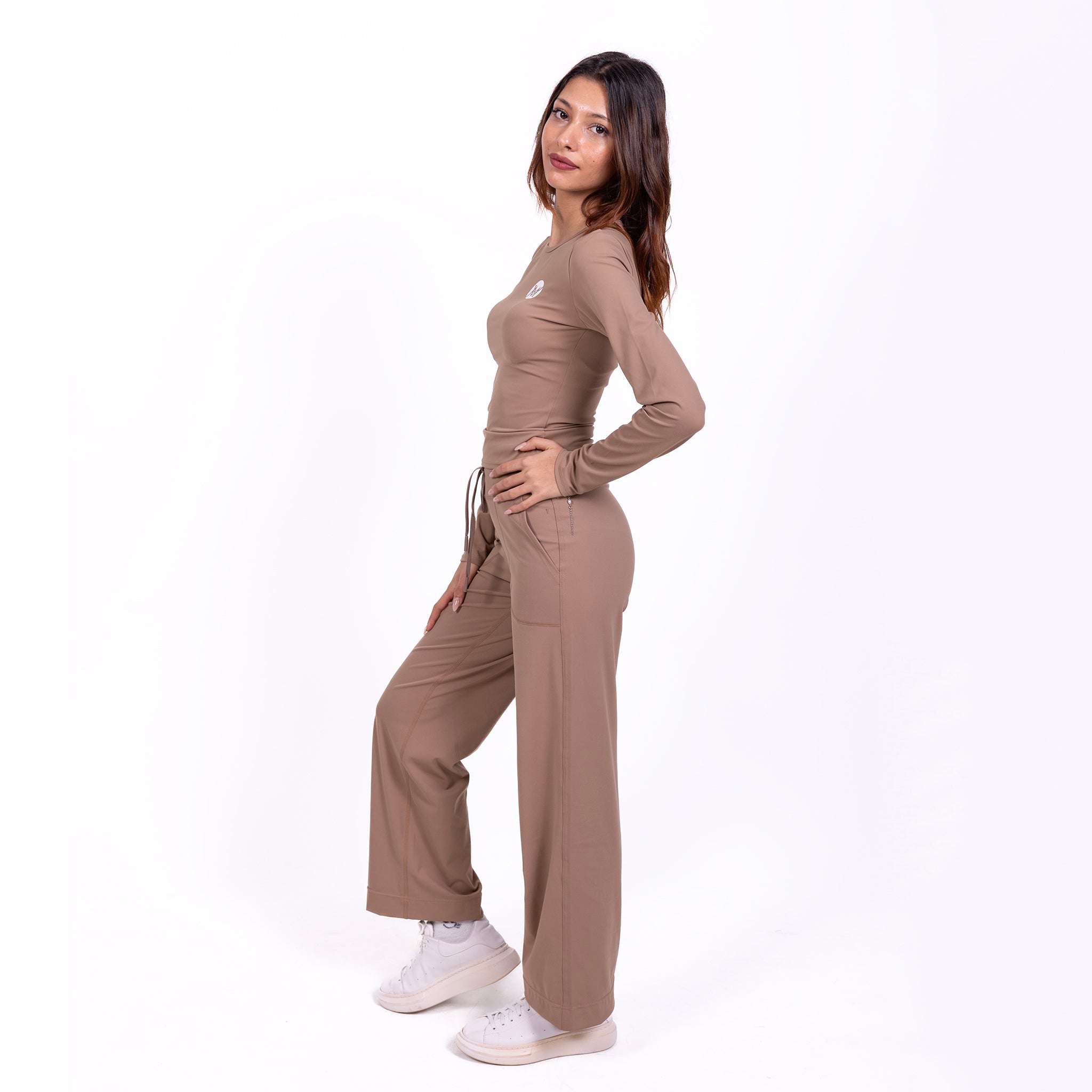 Flow Soul Activewear Top & Pants – Brown | Seamless, Sustainable & Sculpting Comfort for Yoga & Fitness