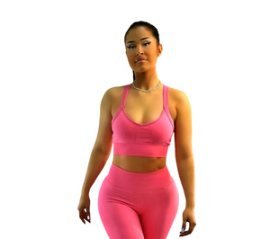 Crushed Seamless Top – Pink | Lightweight, sculpting activewear for confident, conscious movement