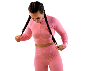 Smash Stripe Seamless Activewear Top – Light Pink | Fluttering Sculpt Fit for Studio, Street & Self-Care Days