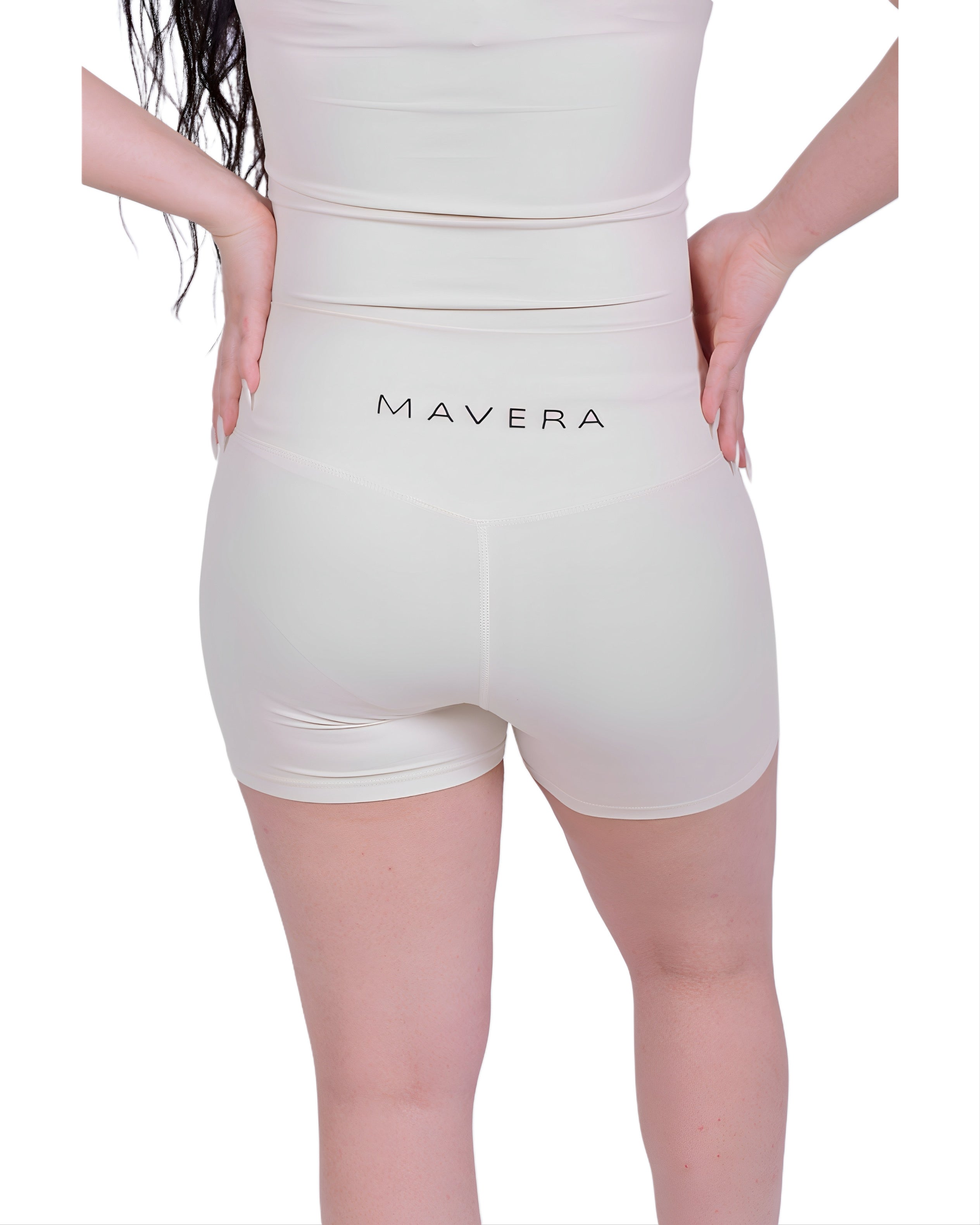 Second Skin™ Shorts Ivory – Bewegungsfreiheit & Komfort