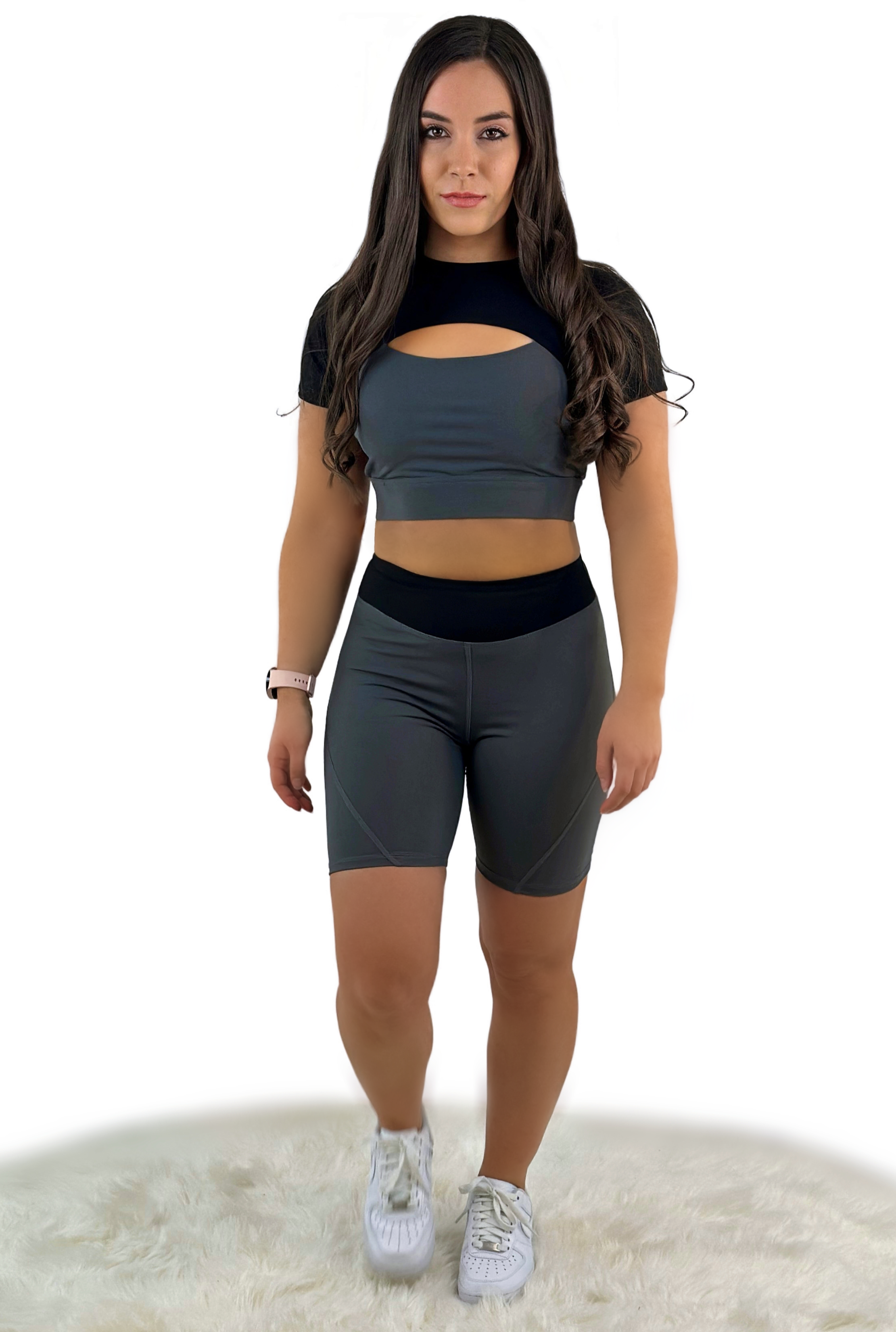 Rara Avis Activewear Top – Black Gray | Seamless, Sculpting &amp; Breathable for Yoga, Fitness &amp; Everyday Athleisure