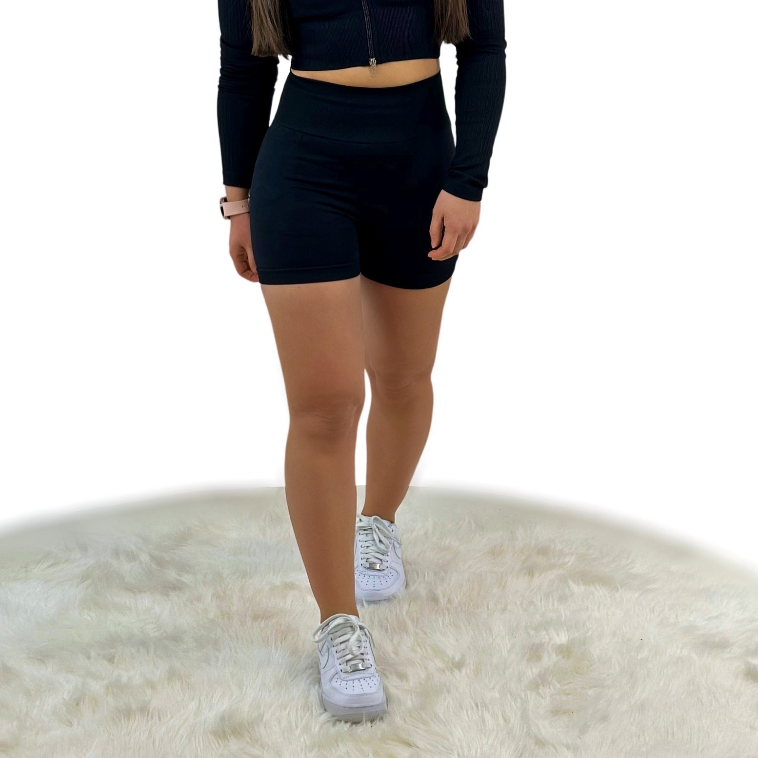 Tribute Ribbed Short - Black -Dynamische Linien