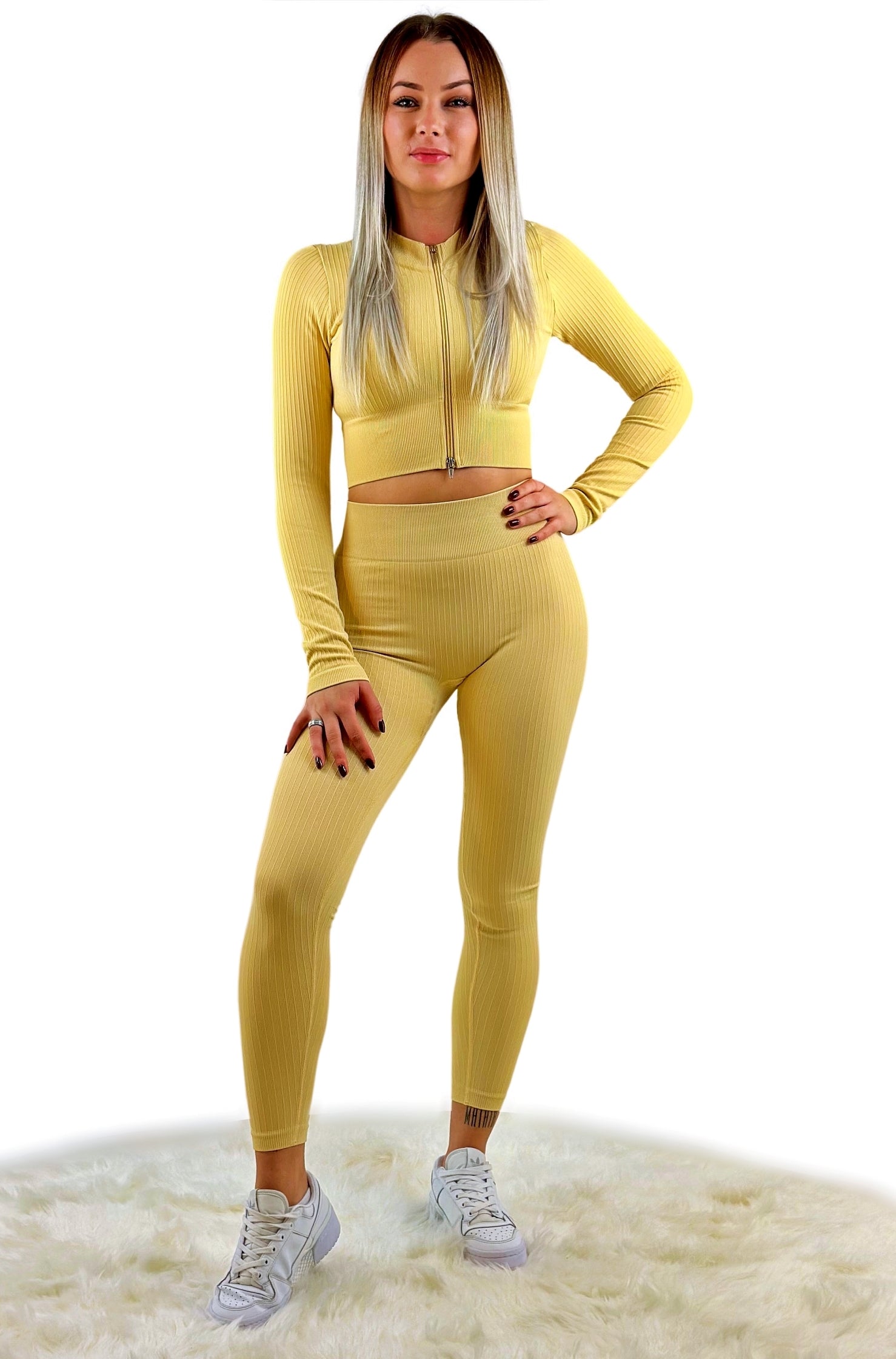 Tribute Ribbed Legging  Khaki - Dynamische Linien