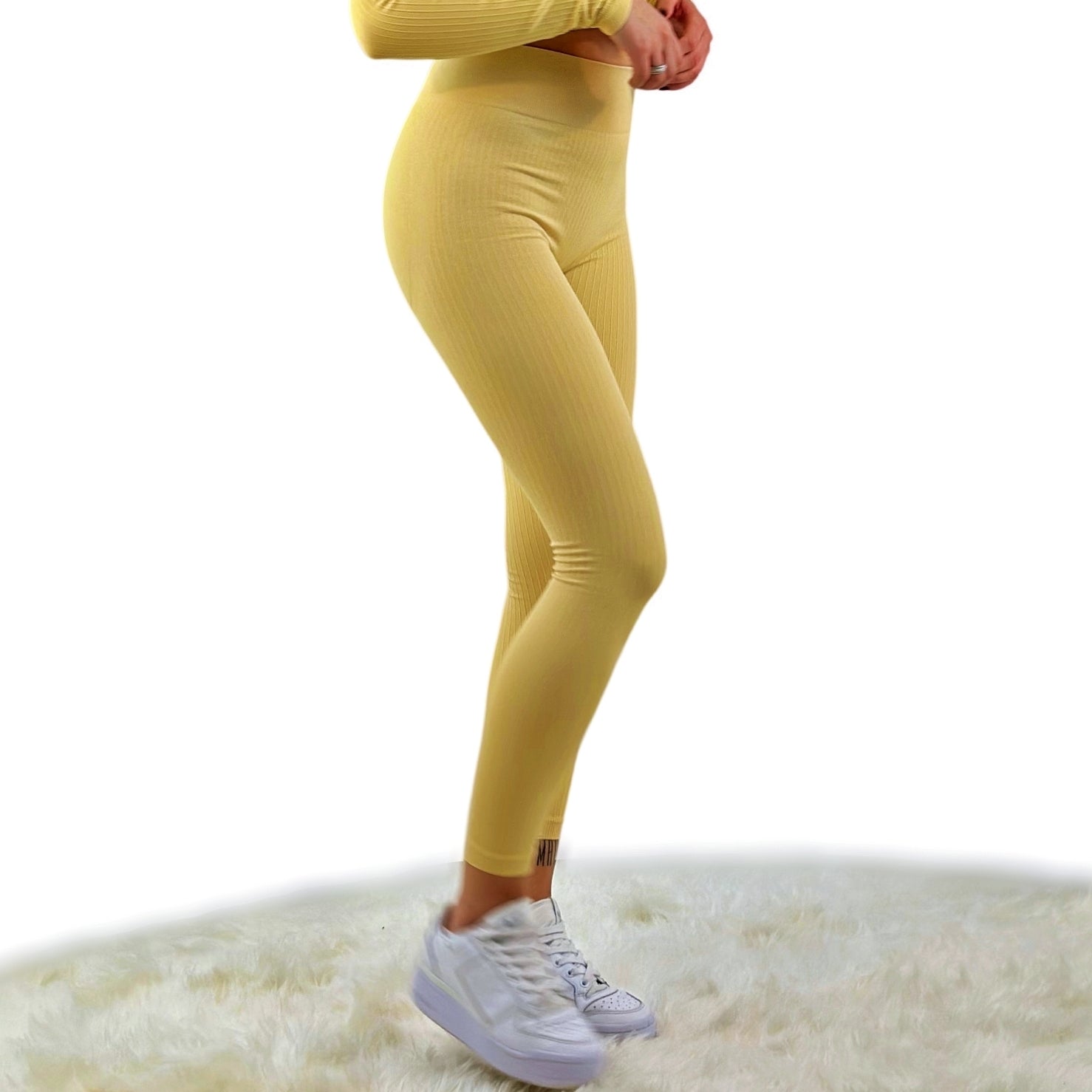 Tribute Ribbed Legging  Khaki - Dynamische Linien